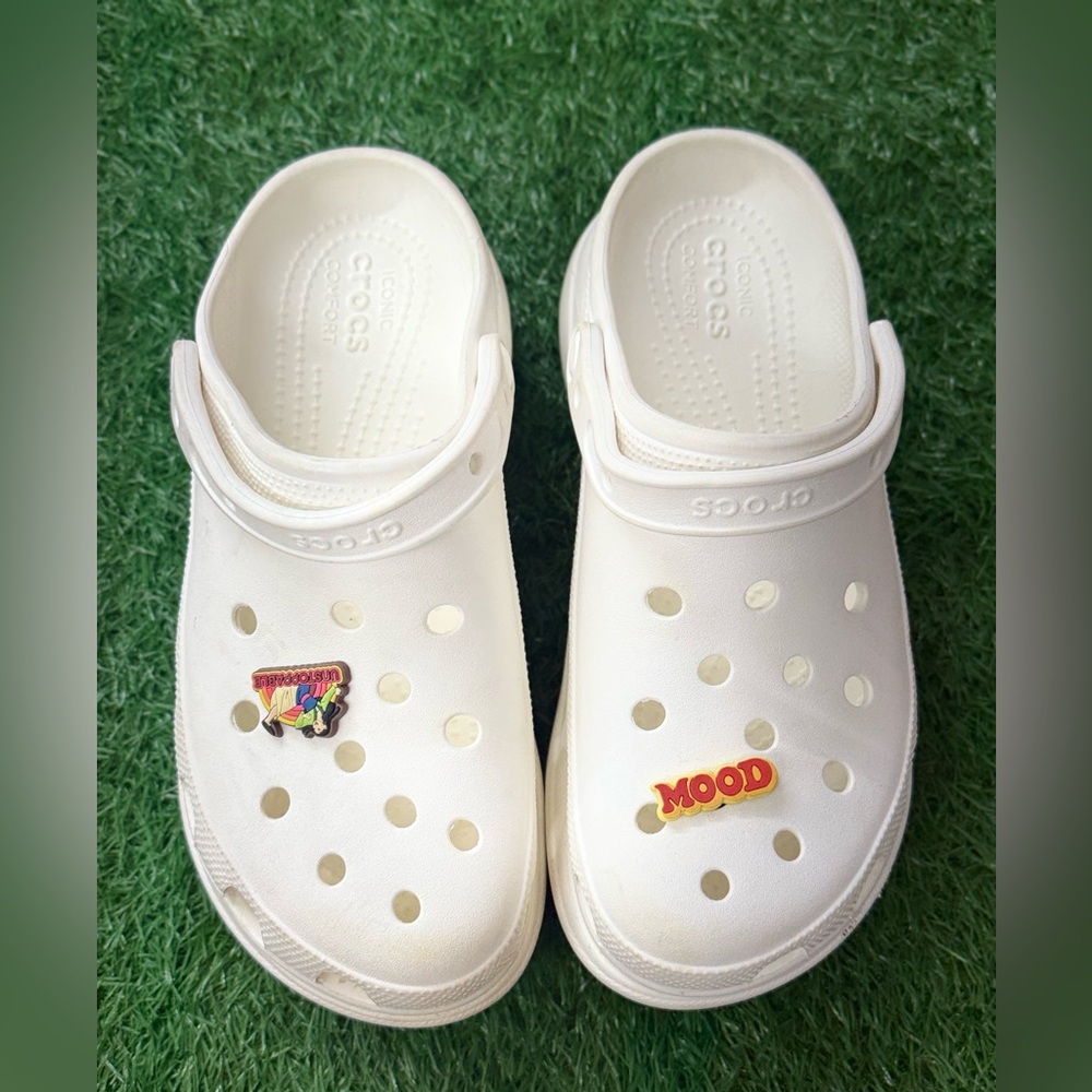 Women’s Platform Crocs‎ Size 10